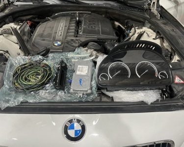 Có những dấu hiệu nào cho thấy hệ thống lái BMW cần kiểm tra?